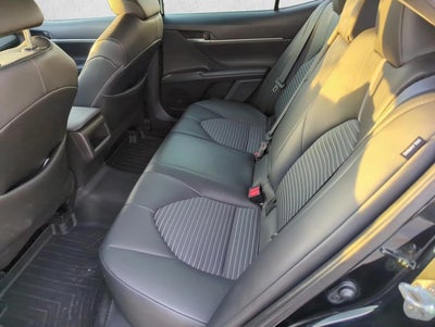 2024 Toyota Camry SE Auto (SE)
