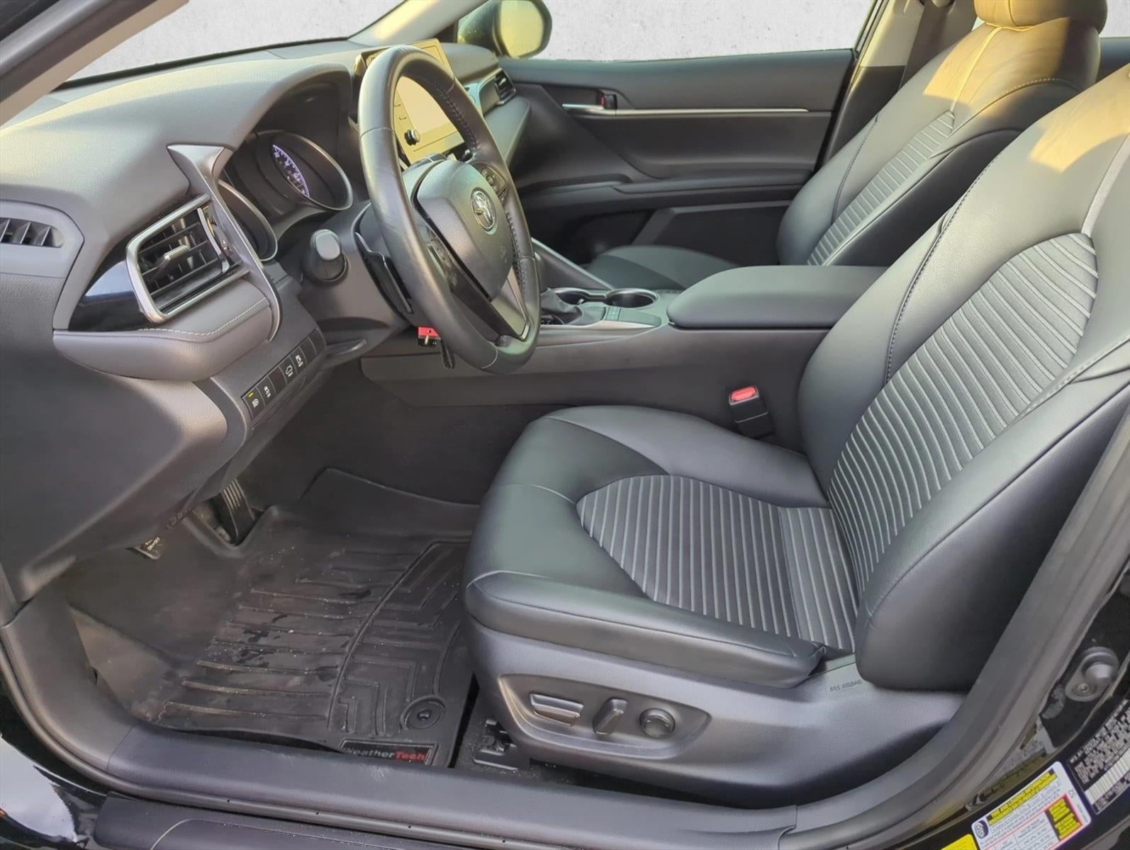 2024 Toyota Camry SE Auto (SE)