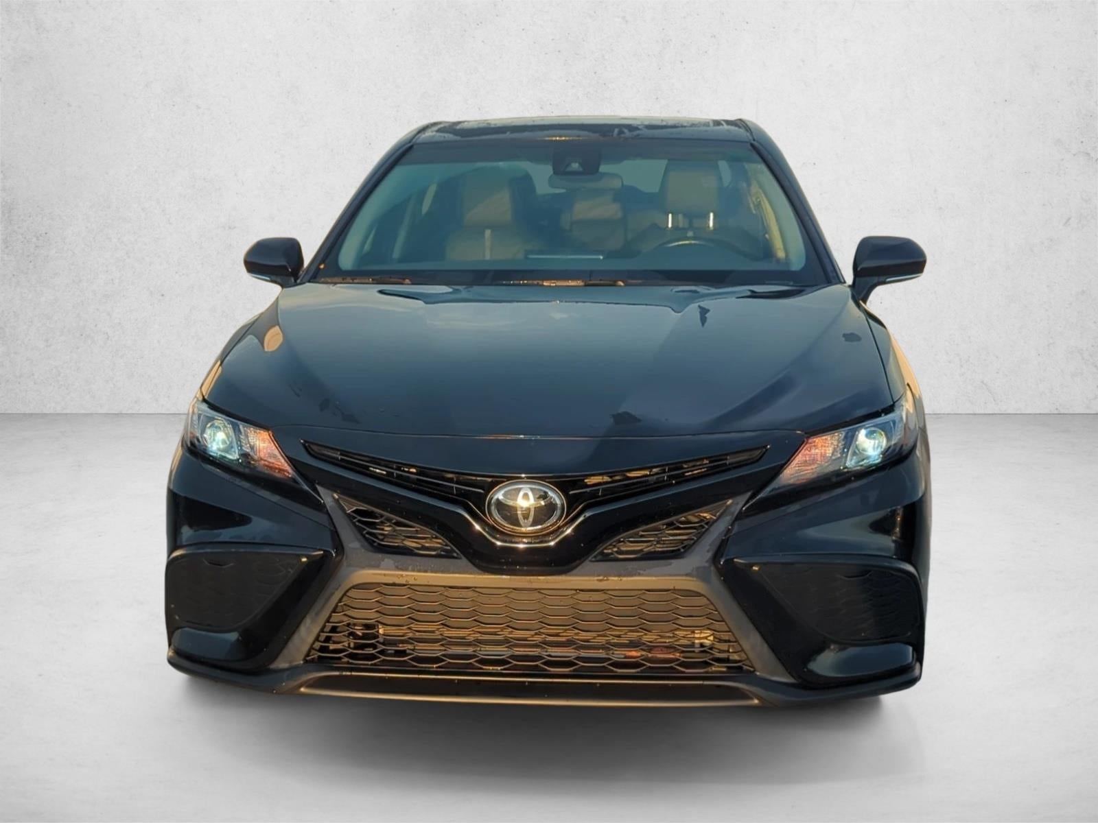2024 Toyota Camry SE Auto (SE)