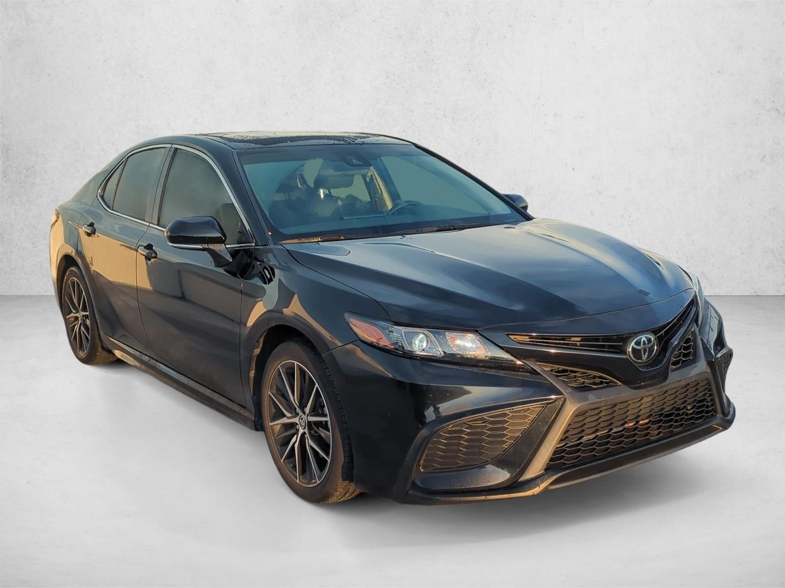 2024 Toyota Camry SE Auto (SE)