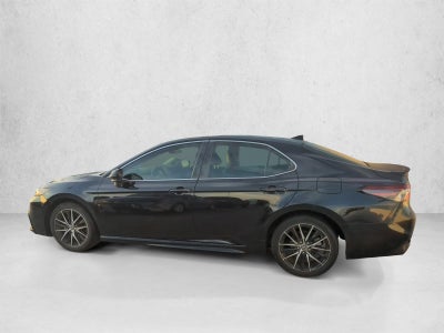 2024 Toyota Camry SE Auto (SE)