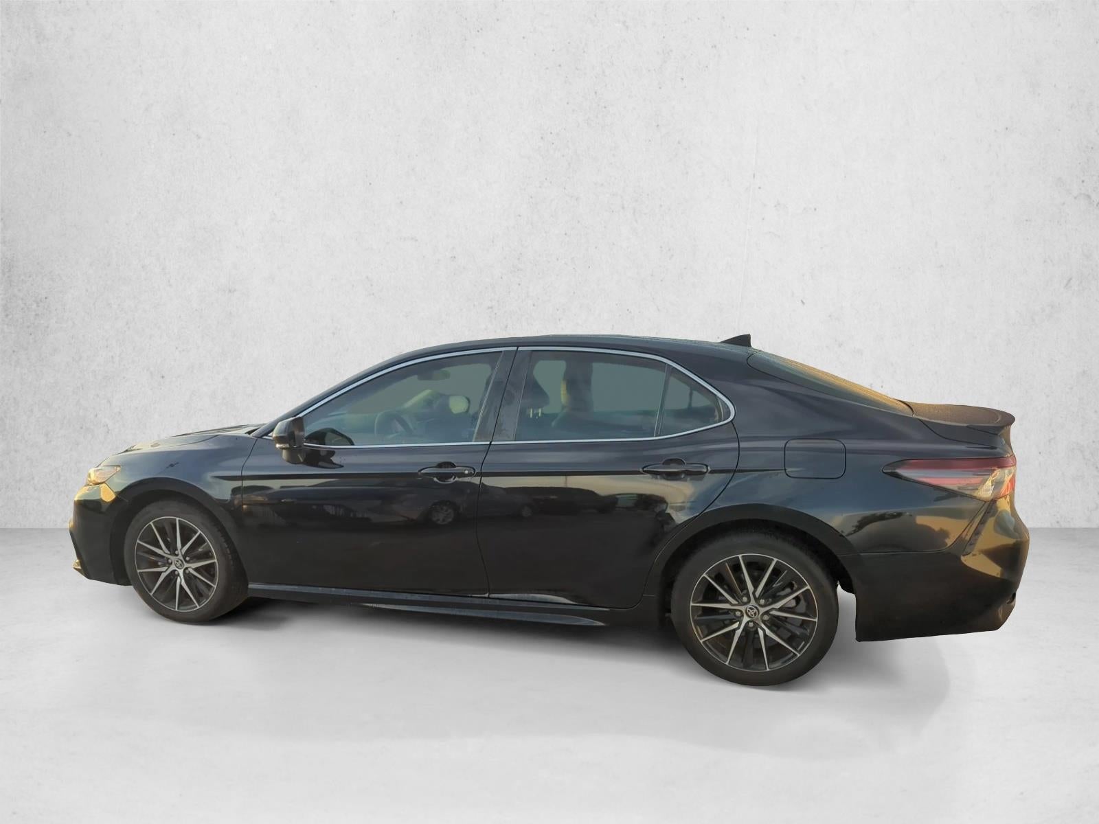 2024 Toyota Camry SE Auto (SE)