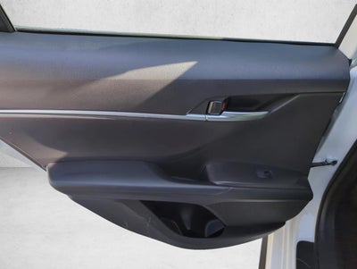 2023 Toyota Camry SE Auto (SE)