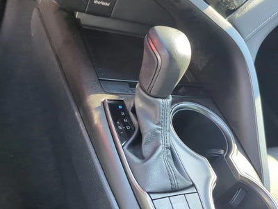 2023 Toyota Camry SE Auto (SE)