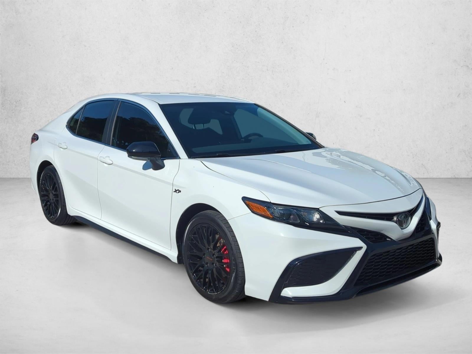 2023 Toyota Camry SE Auto (SE)