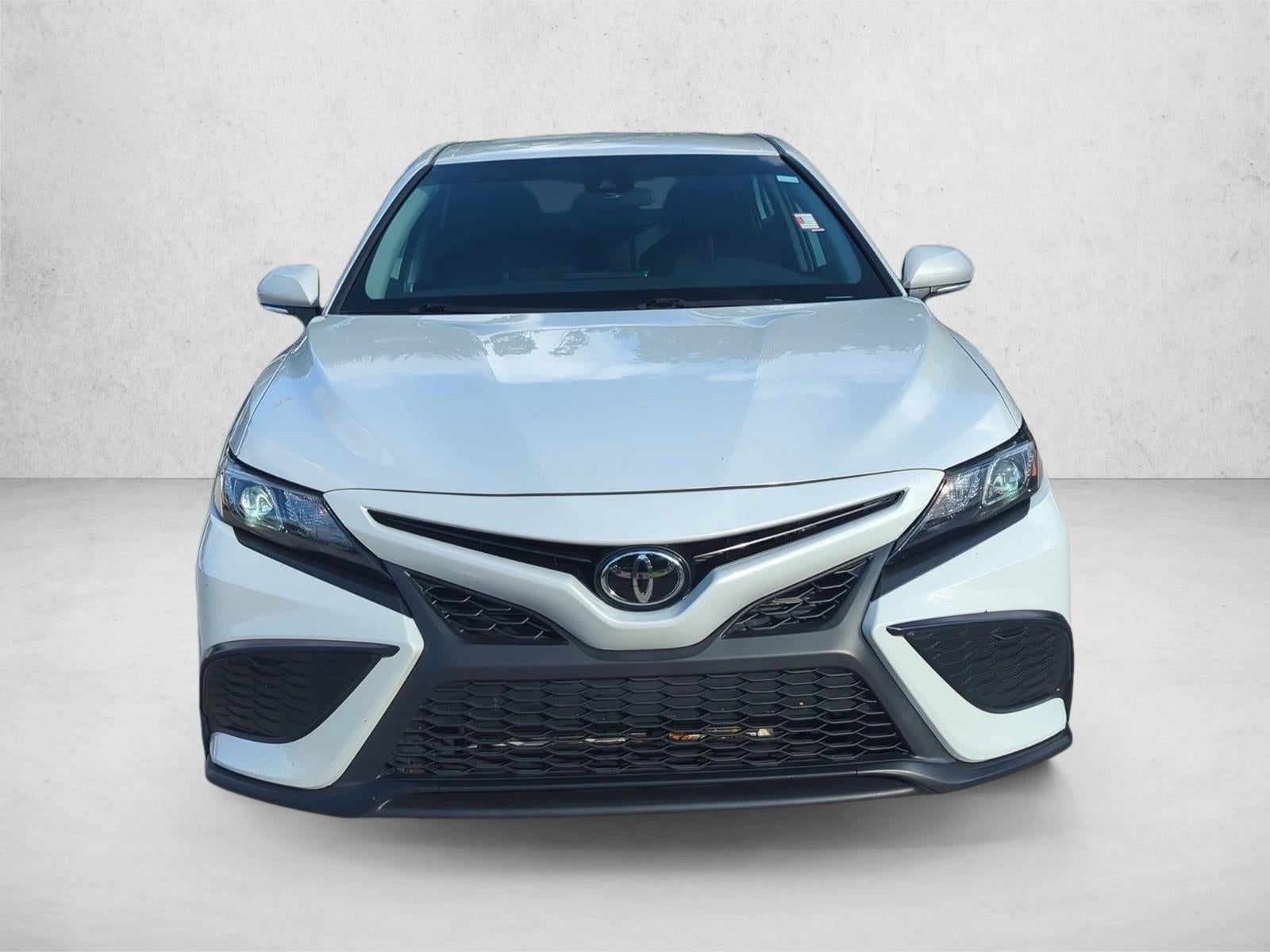 2023 Toyota Camry SE Auto (SE)