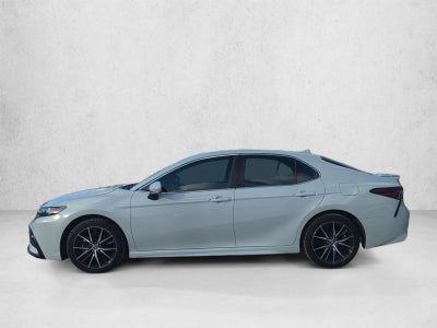 2023 Toyota Camry SE Auto (SE)