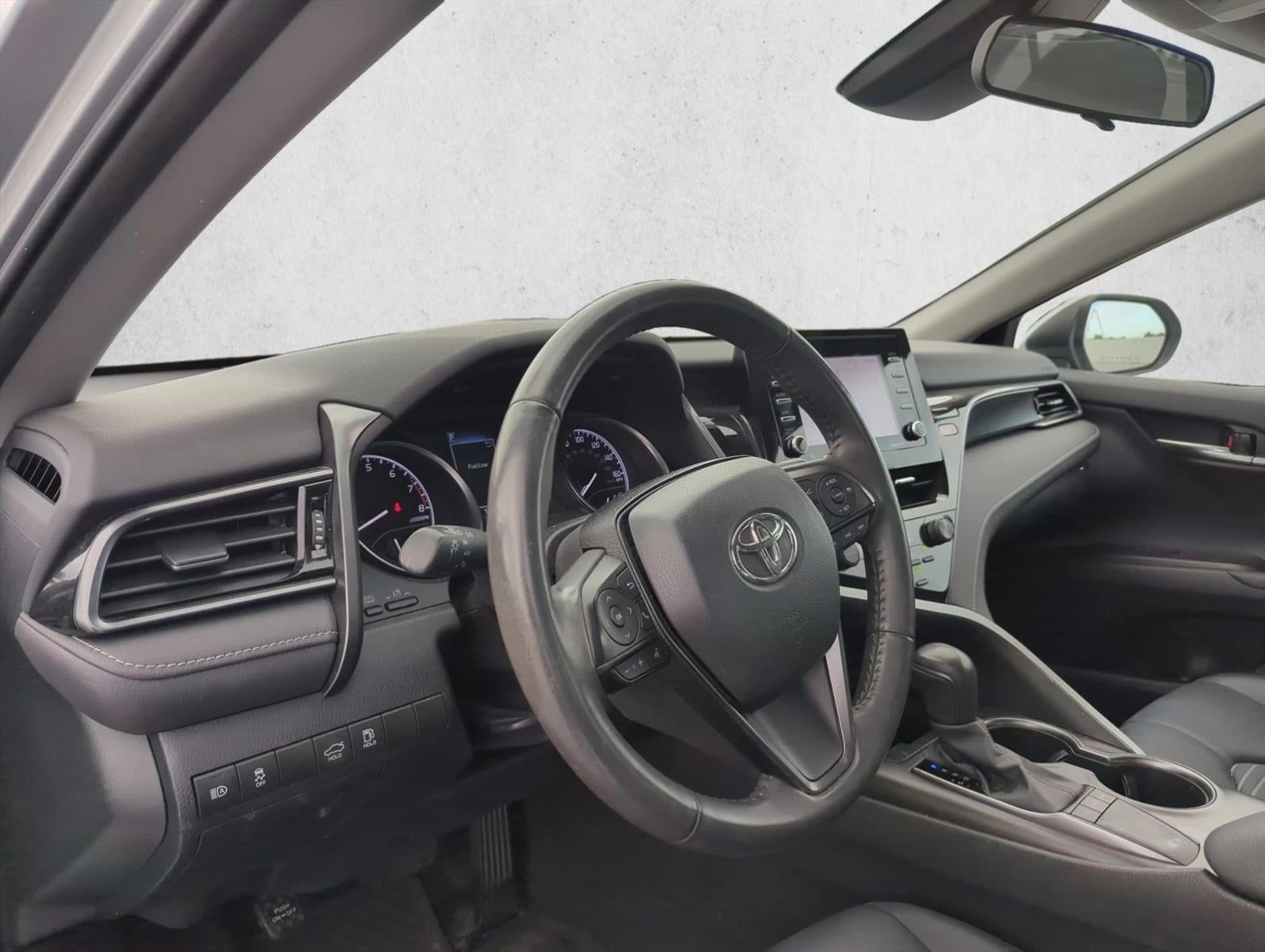 2023 Toyota Camry SE Auto (SE)