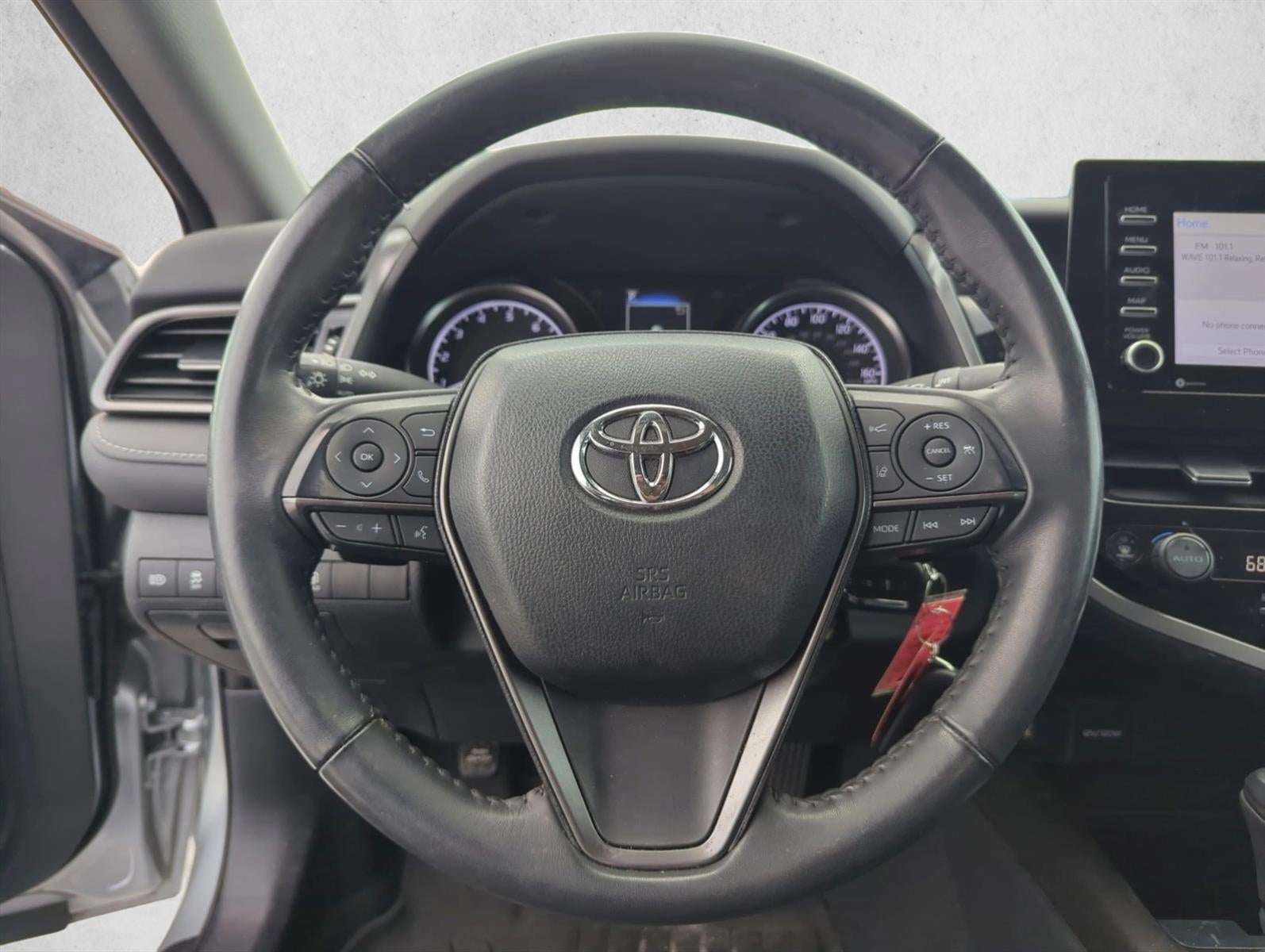2023 Toyota Camry SE Auto (SE)