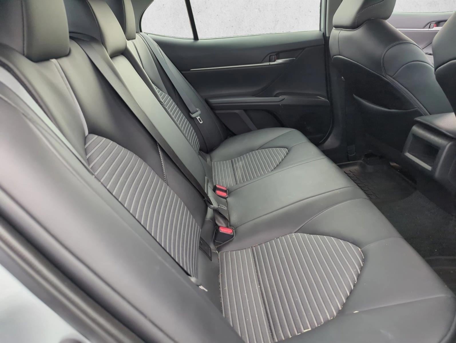 2023 Toyota Camry SE Auto (SE)