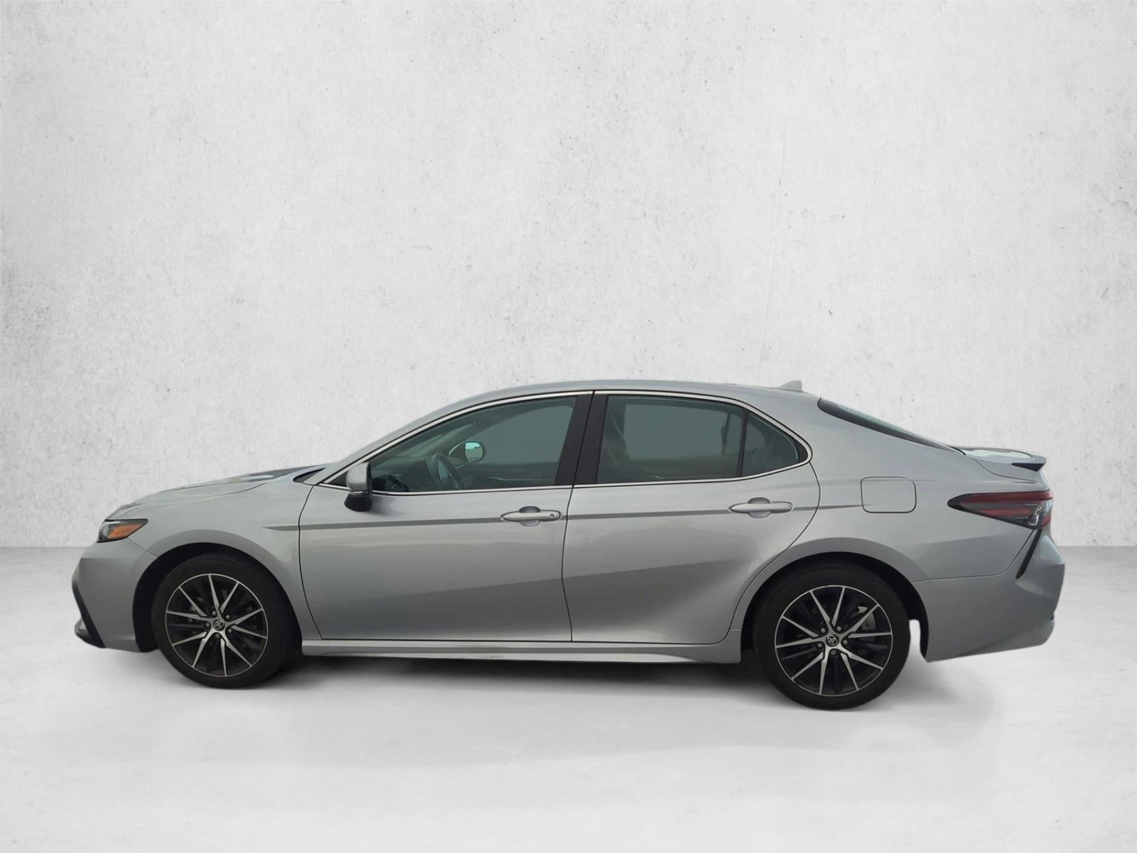 2023 Toyota Camry SE Auto (SE)