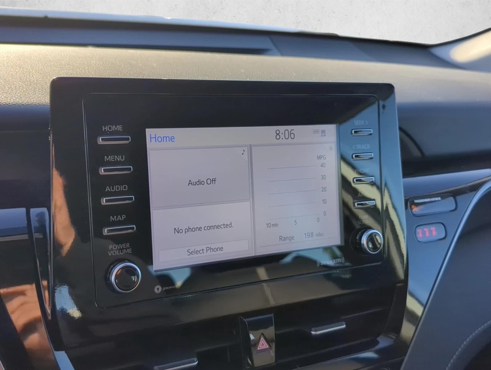 2023 Toyota Camry SE Auto (SE)