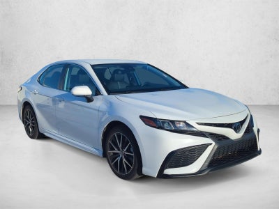 2023 Toyota Camry SE Auto (SE)