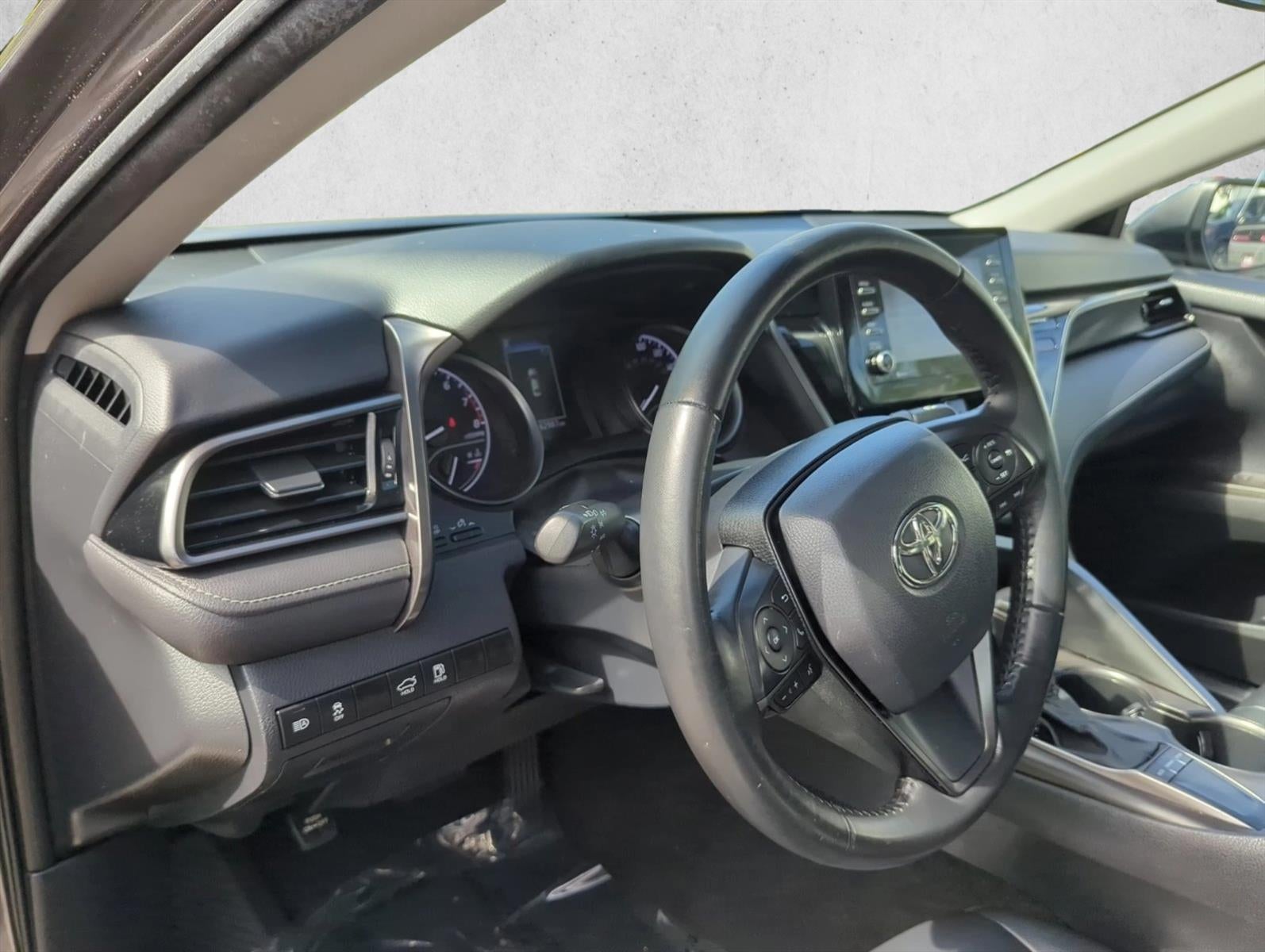 2023 Toyota Camry SE Auto (SE)