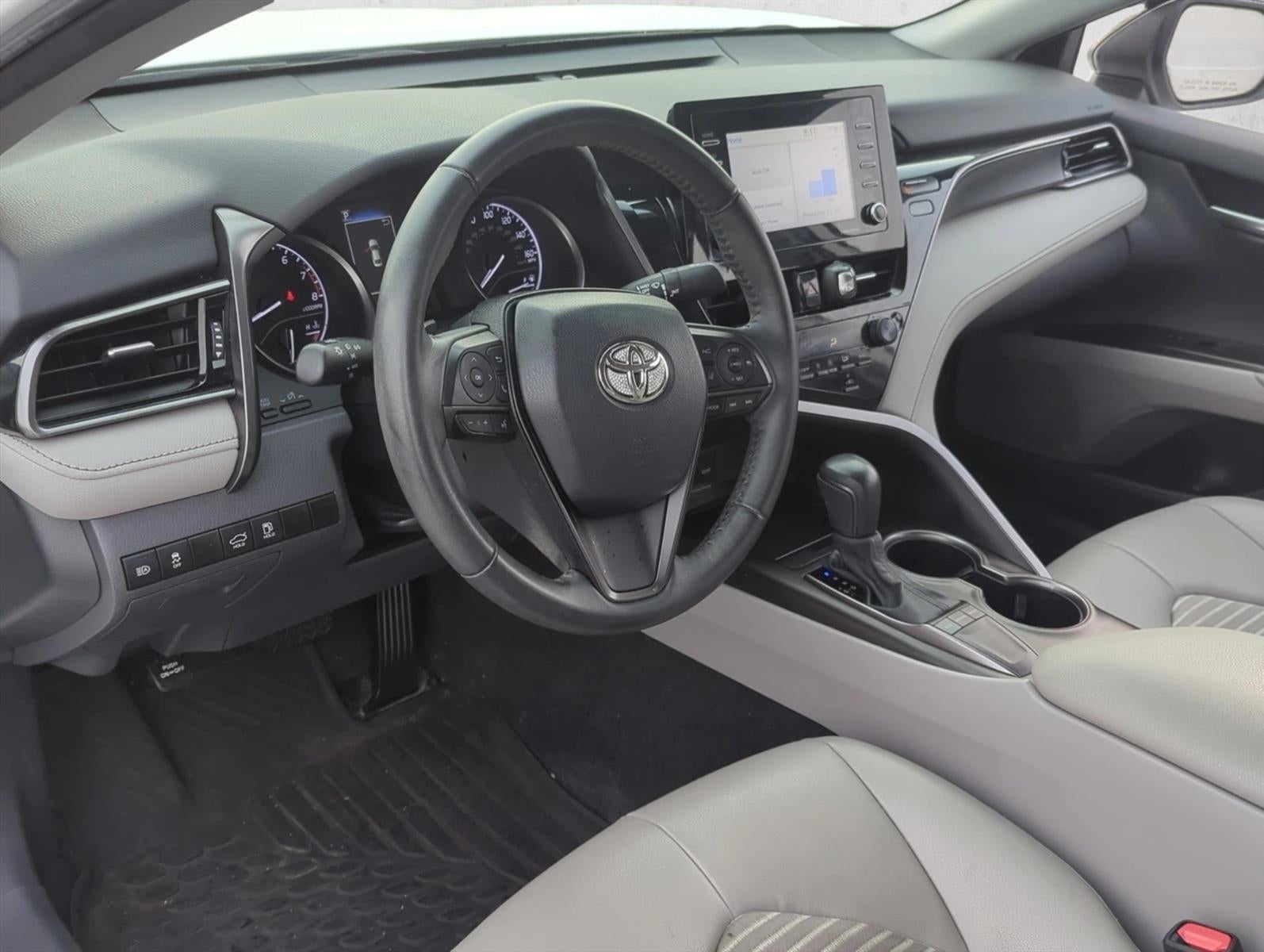 2023 Toyota Camry SE Auto (SE)