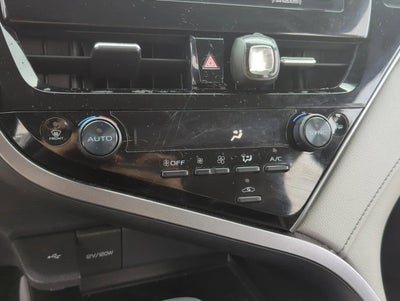 2023 Toyota Camry SE Auto (SE)