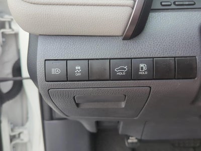 2023 Toyota Camry SE Auto (SE)