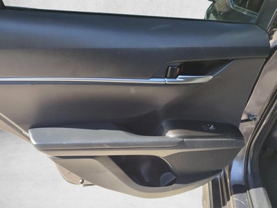 2021 Toyota Camry SE Auto (SE)