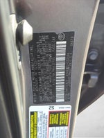 2021 Toyota Camry SE Auto (SE)