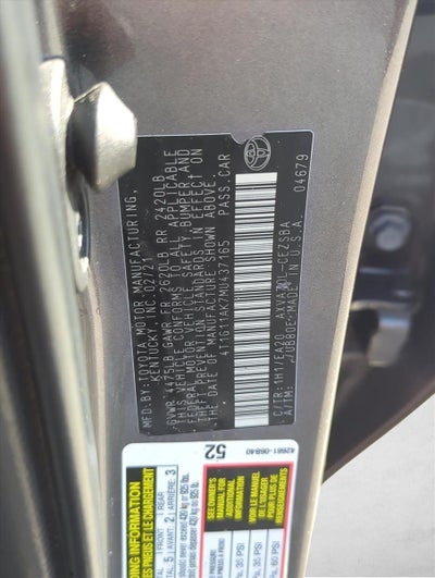 2021 Toyota Camry SE Auto (SE)