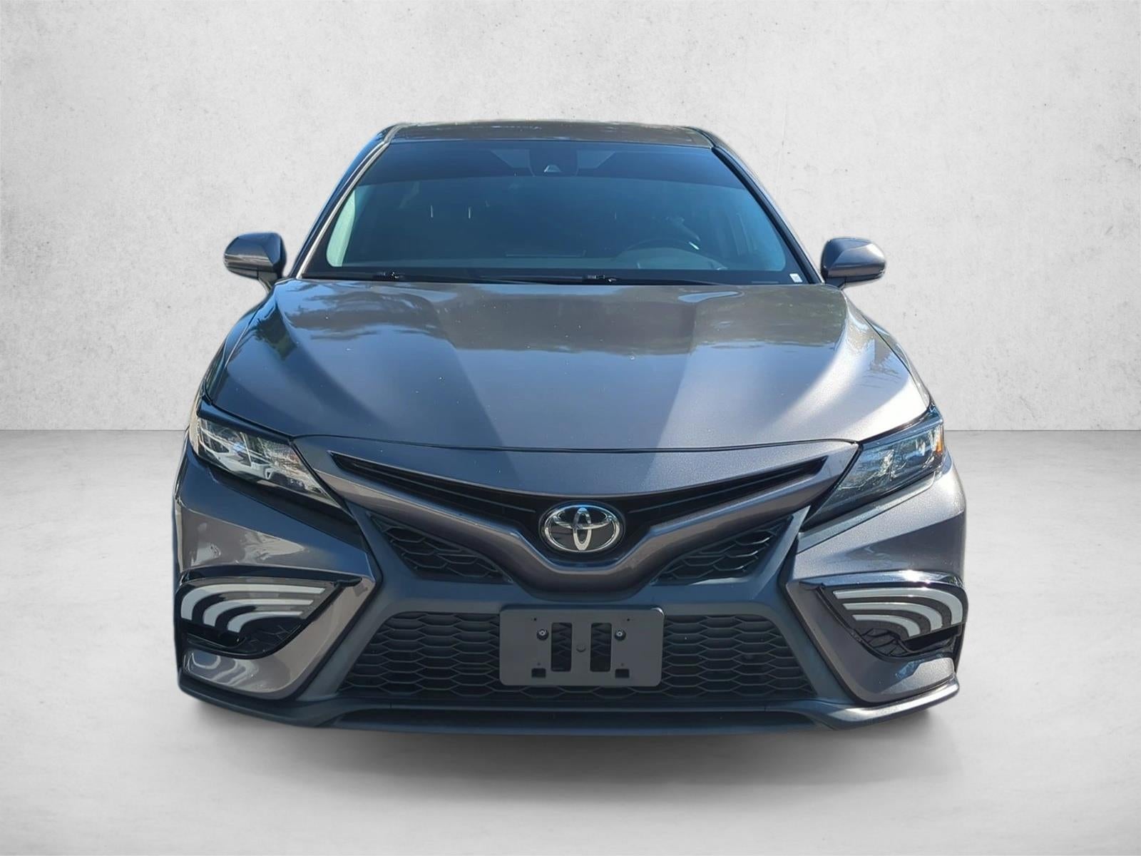 2021 Toyota Camry SE Auto (SE)