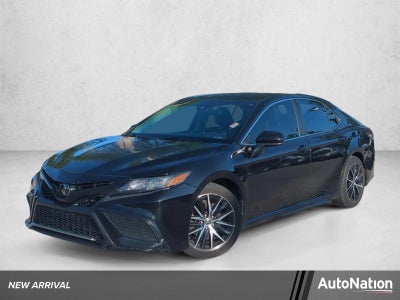 2021 Toyota Camry SE Auto (SE)