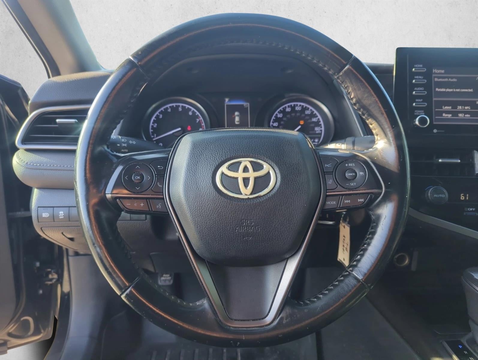 2021 Toyota Camry SE Auto (SE)
