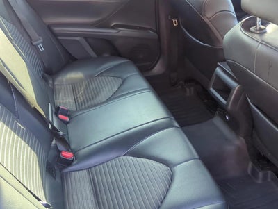 2021 Toyota Camry SE Auto (SE)