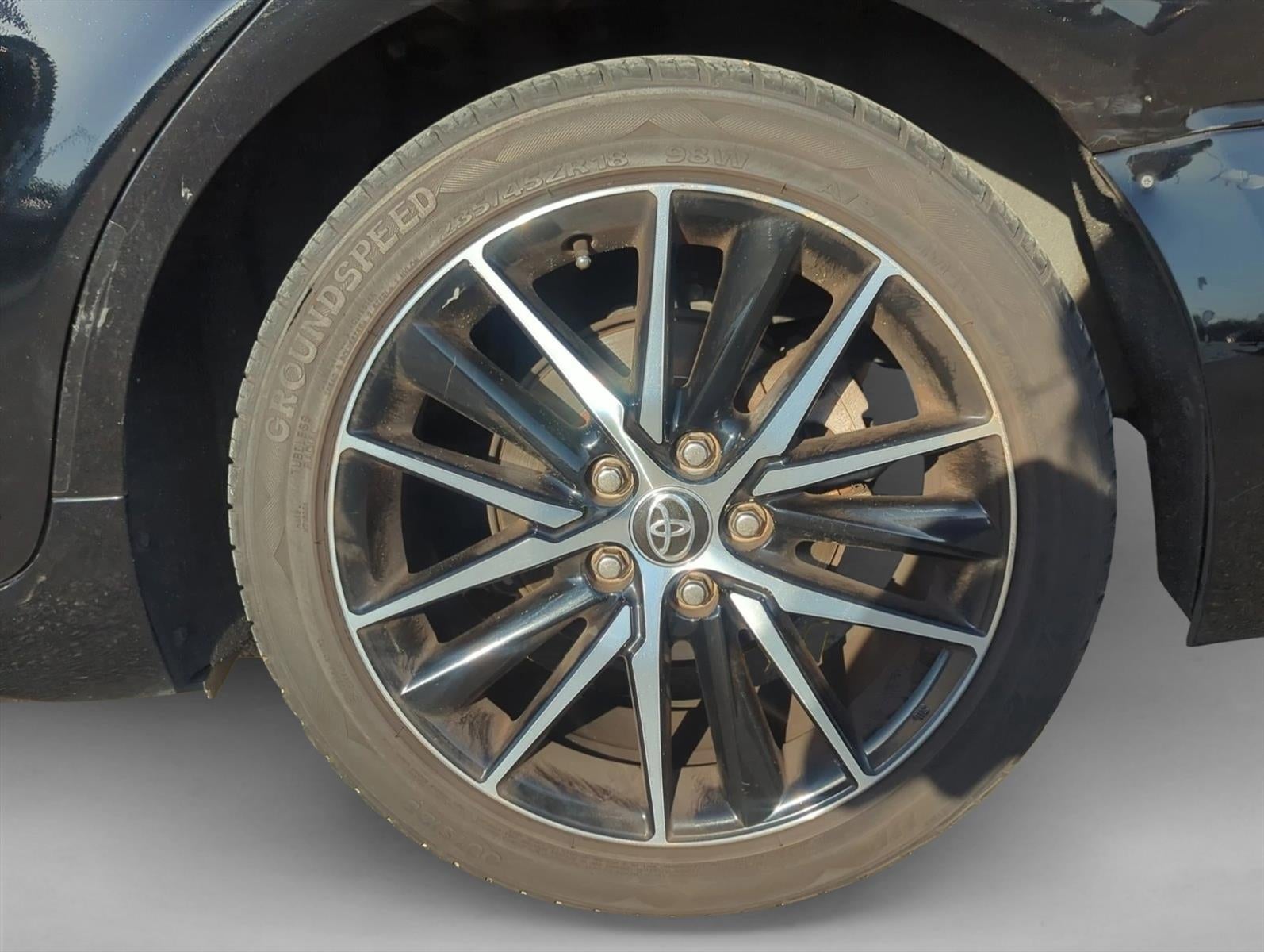 2021 Toyota Camry SE Auto (SE)