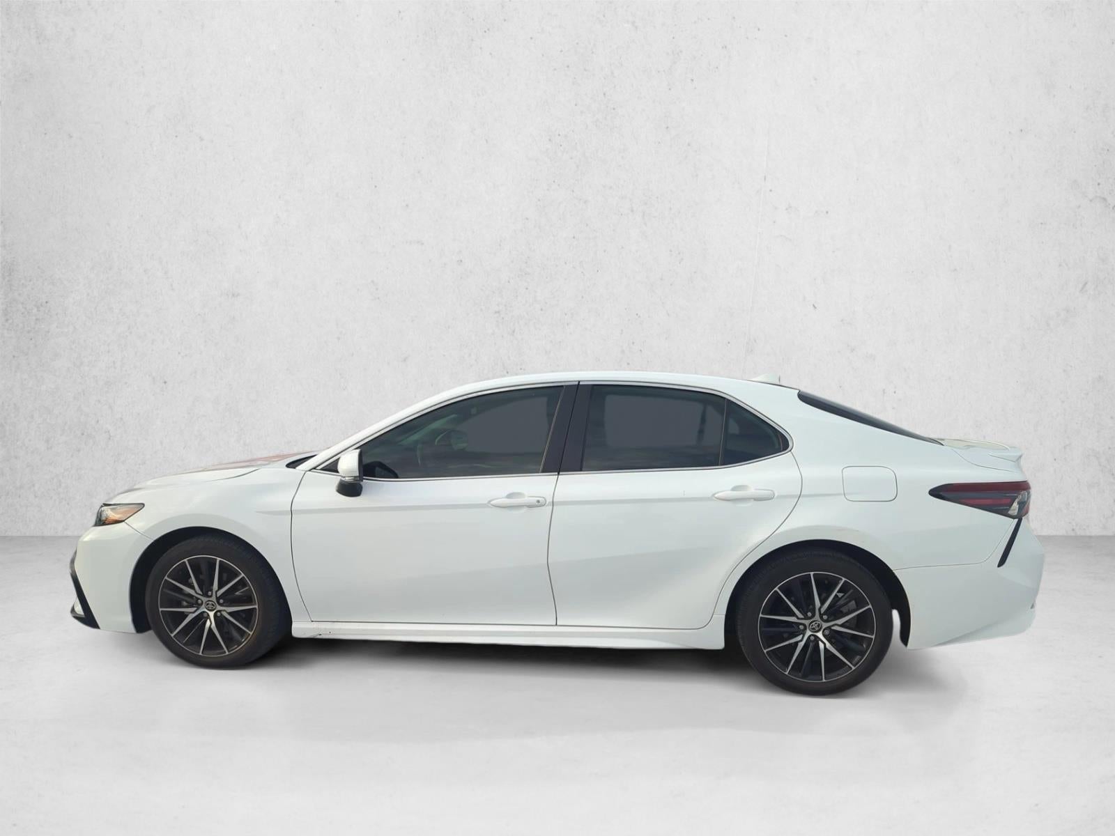 2023 Toyota Camry SE Auto (SE)