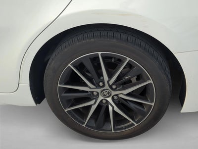 2023 Toyota Camry SE Auto (SE)