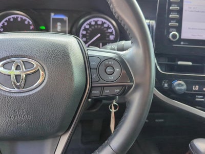 2024 Toyota Camry SE Auto (SE)