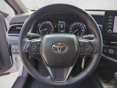 2024 Toyota Camry SE Auto (SE)