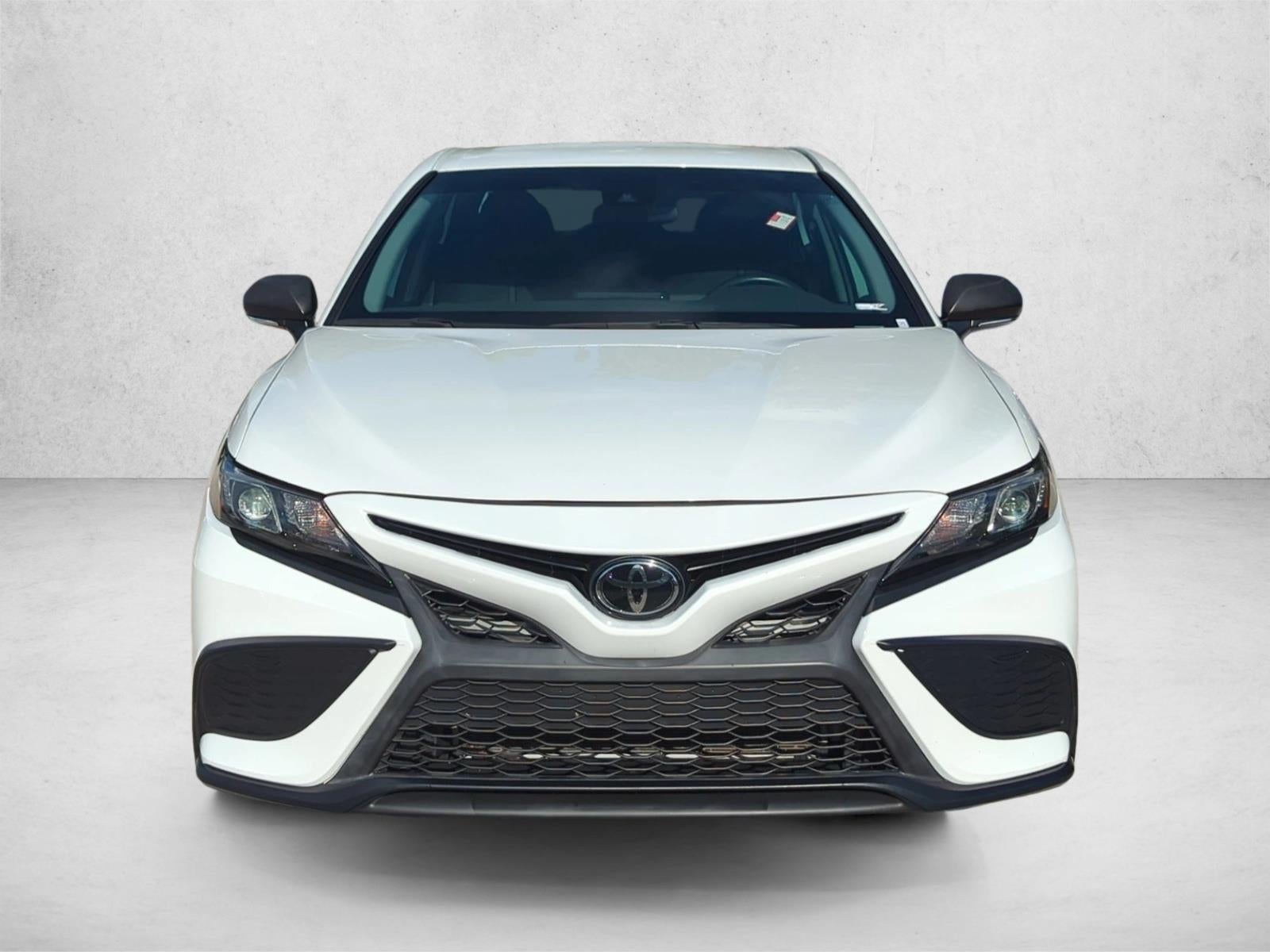 2024 Toyota Camry SE Auto (SE)