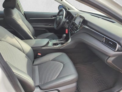 2024 Toyota Camry SE Auto (SE)