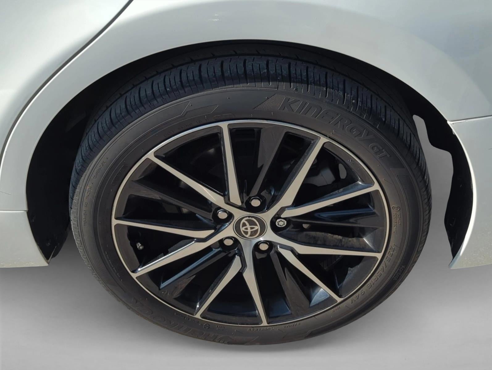 2024 Toyota Camry SE Auto (SE)