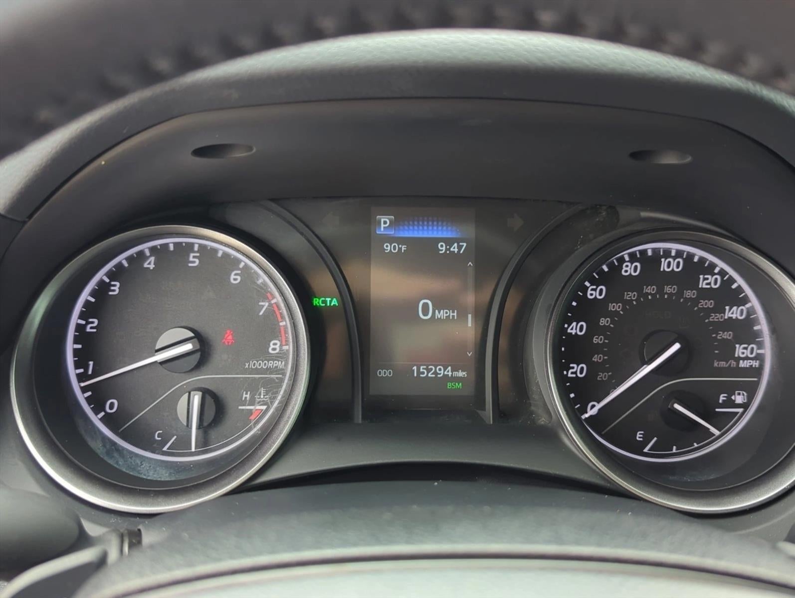 2024 Toyota Camry SE Auto (SE)