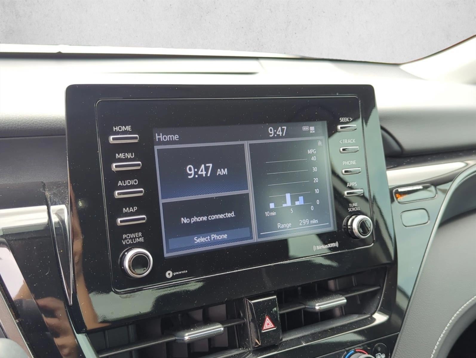 2024 Toyota Camry SE Auto (SE)