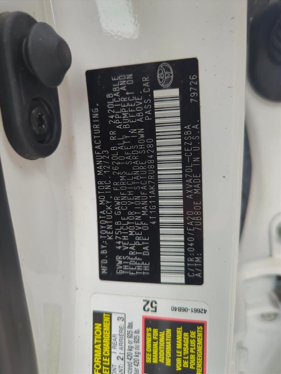 2024 Toyota Camry SE Auto (SE)