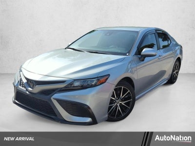 2021 Toyota Camry SE Auto (SE)