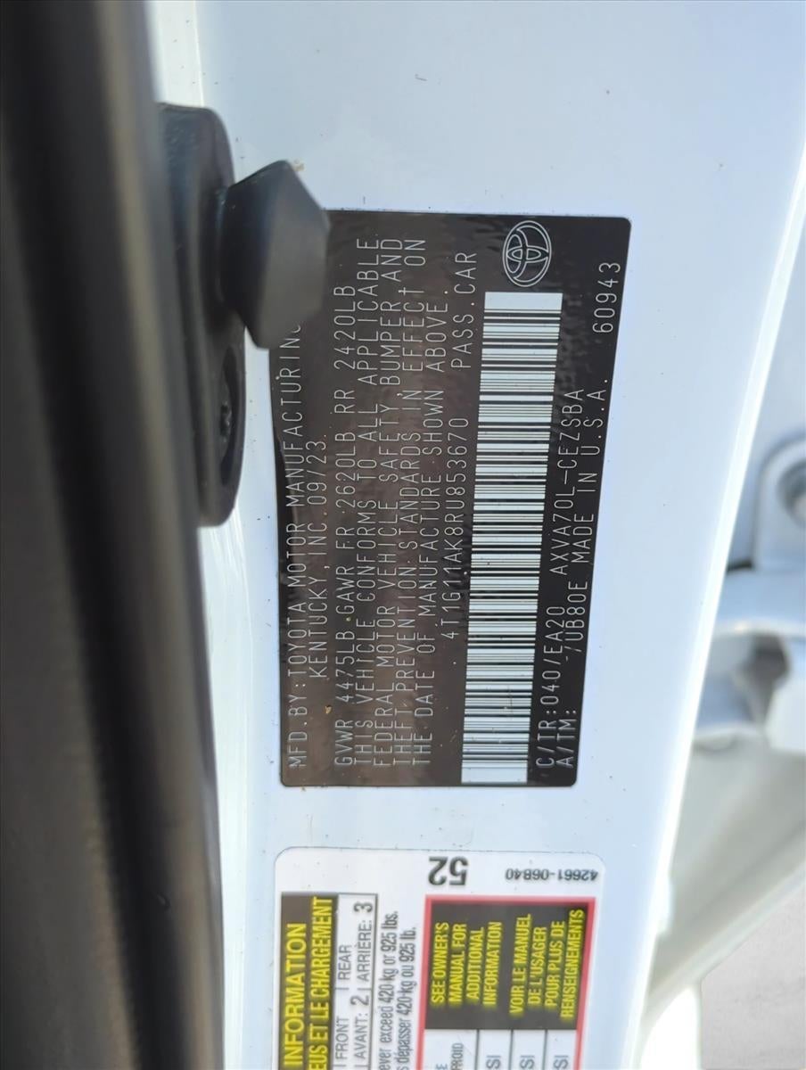 2024 Toyota Camry SE Auto (SE)