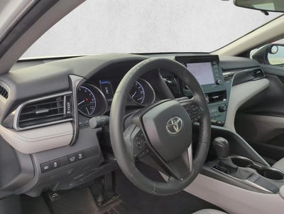 2023 Toyota Camry SE Auto (SE)