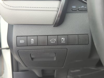 2023 Toyota Camry SE Auto (SE)