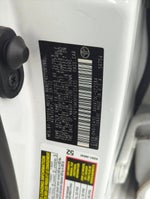 2023 Toyota Camry SE Auto (SE)