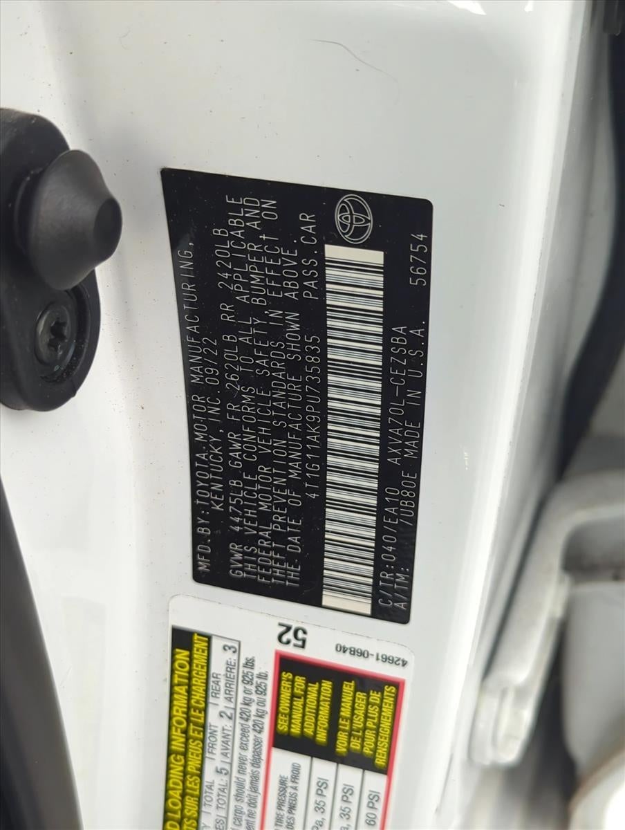2023 Toyota Camry SE Auto (SE)