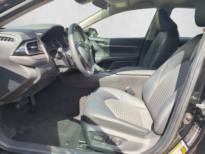 2024 Toyota Camry SE Auto (SE)