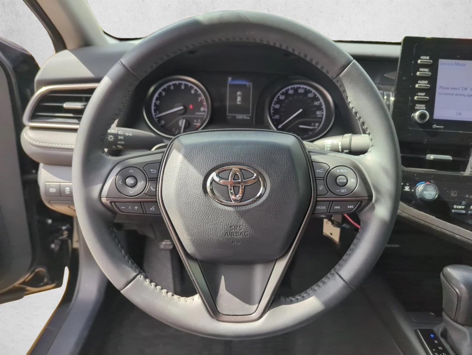 2024 Toyota Camry SE Auto (SE)