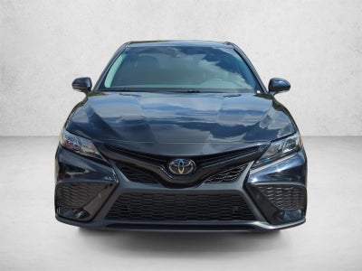 2024 Toyota Camry SE Auto (SE)
