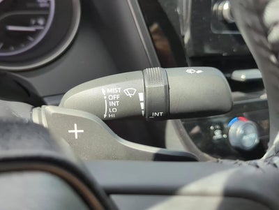 2024 Toyota Camry SE Auto (SE)