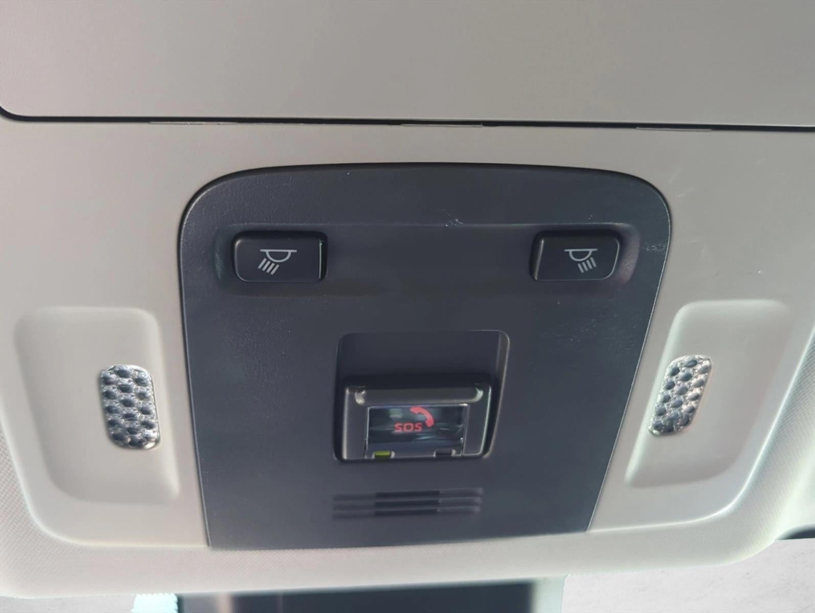 2024 Toyota Camry SE Auto (SE)